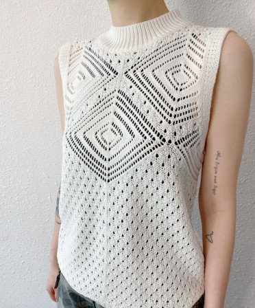 White Pattern Vest #250419